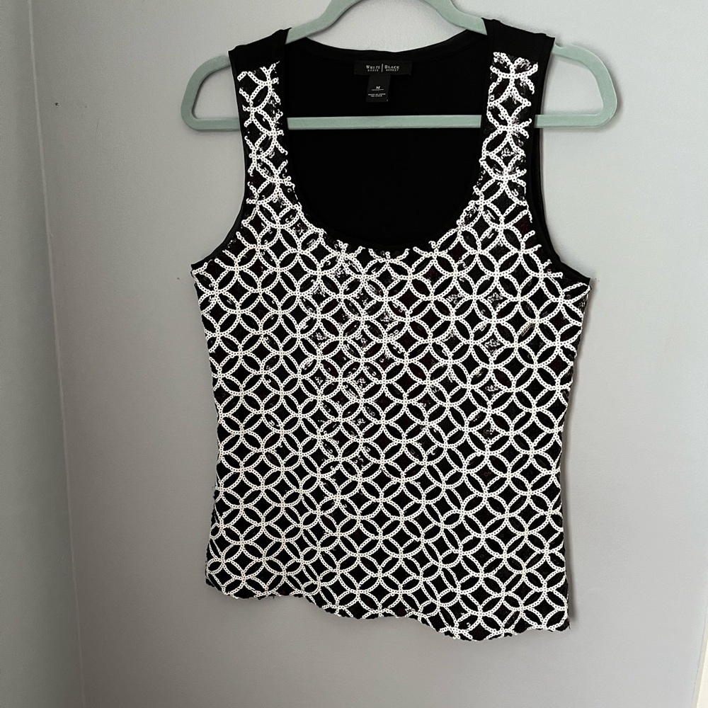 White House Black‎ Market sequins Fitted Graphic Tank Top Black and White